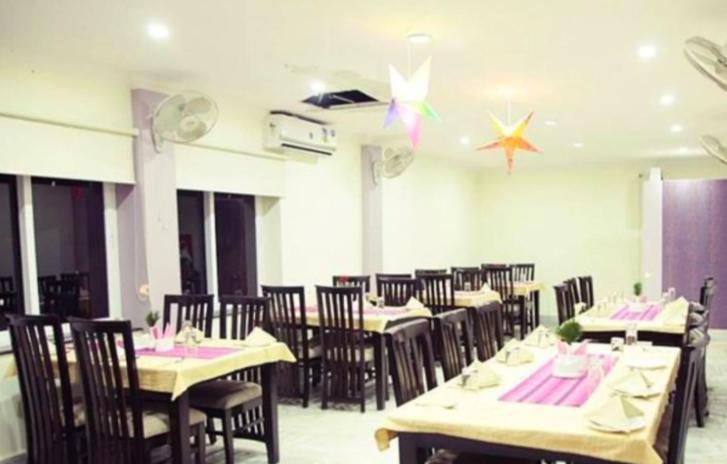 Nirupama Hotels Dhenkanal Buitenkant foto