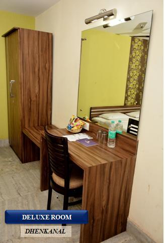 Nirupama Hotels Dhenkanal Buitenkant foto