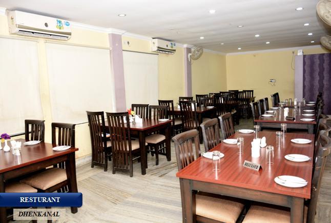 Nirupama Hotels Dhenkanal Buitenkant foto